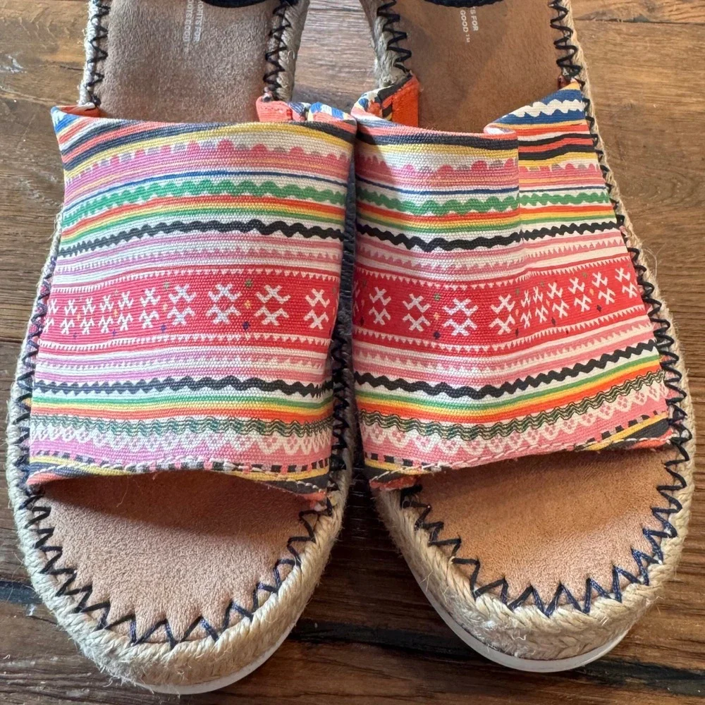 TOMS Monica Navy Multi Color Woven Espadrille Wedge Sandals Womens 9M